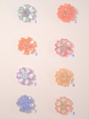 画像1: 花の形のチェコガラスボタン