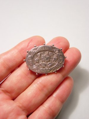 画像6: アンティークアクセサリー　シルバーのバラのブローチ　1887年