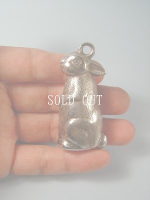 画像1: ウサギのラトル　銀メッキ