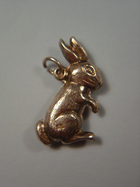 画像: アンティーク　ウサギのチャーム　シルバー　1930s〜1960s