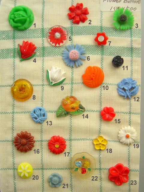 画像1:  花のモチーフのボタン