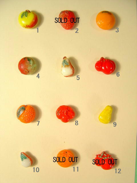 画像1: フルーツのガラスボタン １９４０年代
