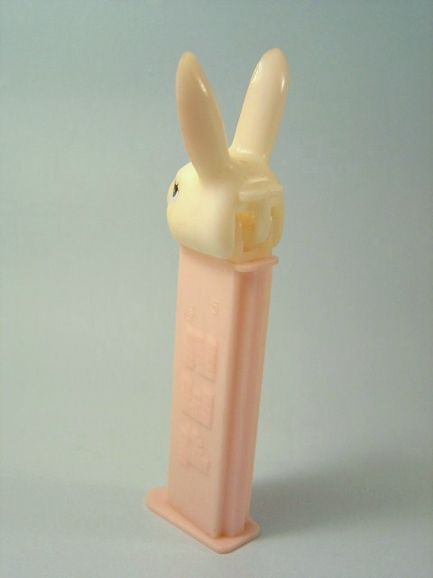 画像: ウサギのPEZ　